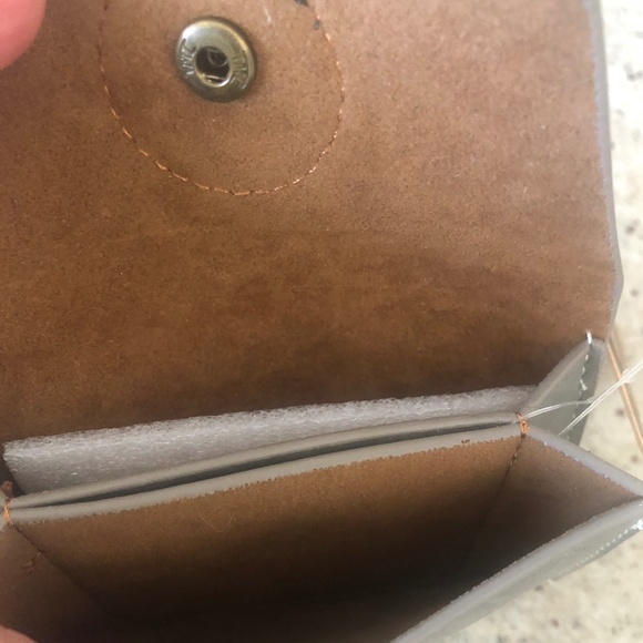 *NWT*  I ❤️AUS Kangaroo Australia Small Gray Leather Wallet - Picture 9 of 10